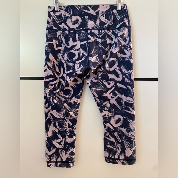 Lululemon Wunder Under Legging women’s 10 Graffiti  Antoinette Navy Hi Rise Crop - Picture 3 of 13